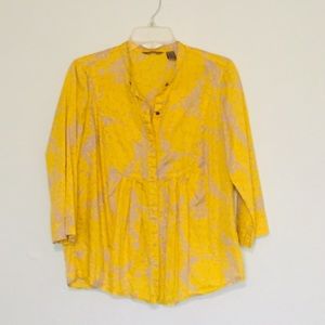 Final Markdown!Yellow & ivory floral blouse M